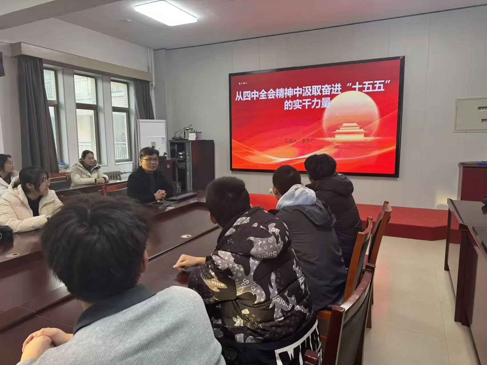 机电工程学院第37期入党积极分子培训顺利开展